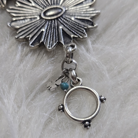 LUCKY BRAND Flower and Faux Turquoise Bracelet Toggle Boho Festival Floral - Picture 5 of 6